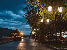 В Дивногорске от рук вандалов пострадало освещение