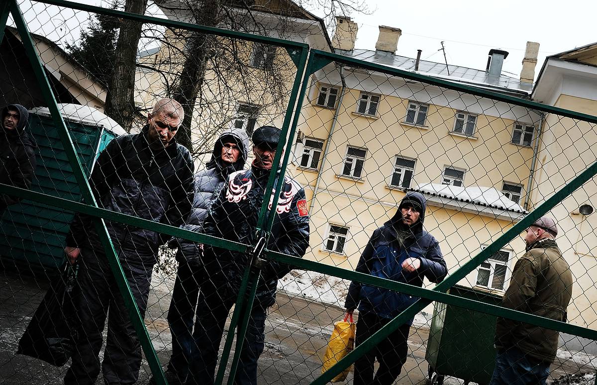 В России бездомных начали отправлять на СВО