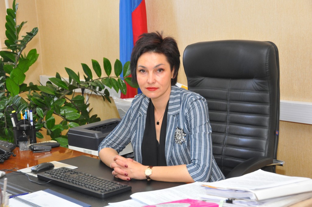 Максим Егоров поздравил Наталию Бурашникову со вступлением в должность председателя Тамбовского областного суда