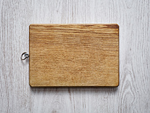 «Погибают на глазах прохожих»: жители Белогорска прикармливают голубей, отправляя их под колеса автомобилей