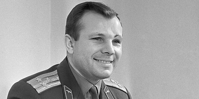 Первый в космосе: в Беларуси установили бронзовый бюст Юрия Гагарина
