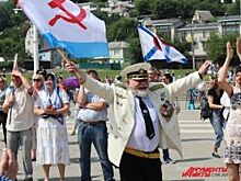 В Пскове прошел торжественный митинг в честь дня ВМФ