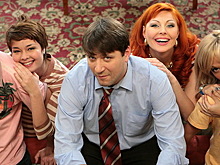 Виктор Логинов, сыгравший Гену Букина, раскрыл секрет популярности сериала «Счастливы вместе»
