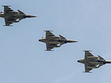 Шмыгаль: Киев и Стокгольм подписали меморандум о производстве Gripen на Украине