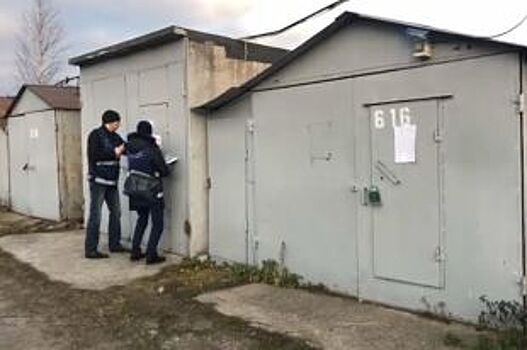 В Калининском районе Петербурга сносят гаражи