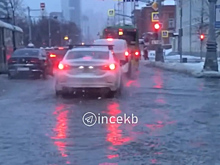 Центр Екатеринбурга ушёл под воду