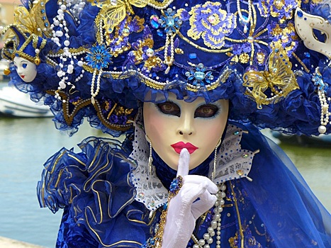 Карнавал в Венеции принесет организаторам убытки
