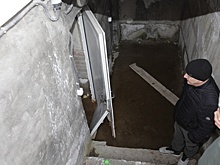 В Ачинске чиновники переселили людей из ветхого жилья в дома на болоте