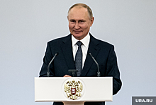 Политтехнолог: Путин полностью отменил политику Медведева