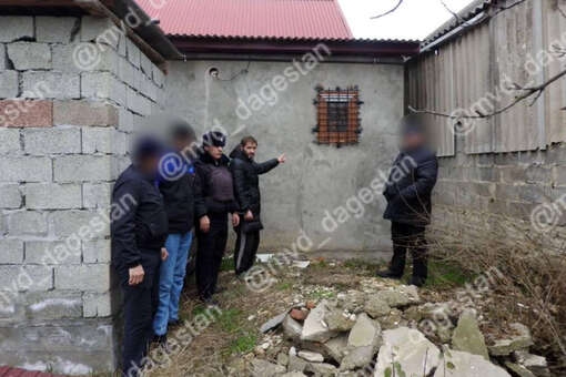 В Дагестане задержали мужчин, которые избили пожилых супругов и ограбили их