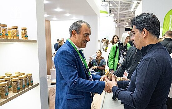 Какими культурами чаще всего интересовались у стенда Национального центра зерна им. Лукьяненко