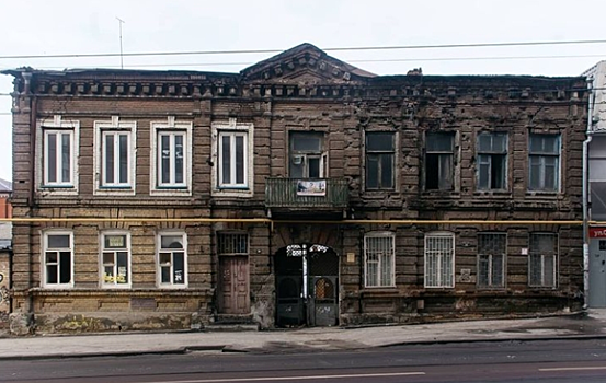 Полностью фасад не сохранят: снос &laquo;дома-ветерана&raquo; на Станиславского приостановили в Ростове