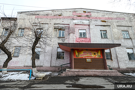 Компания мэрии Кургана зарабатывает на сдаче городских ограждений в металлолом