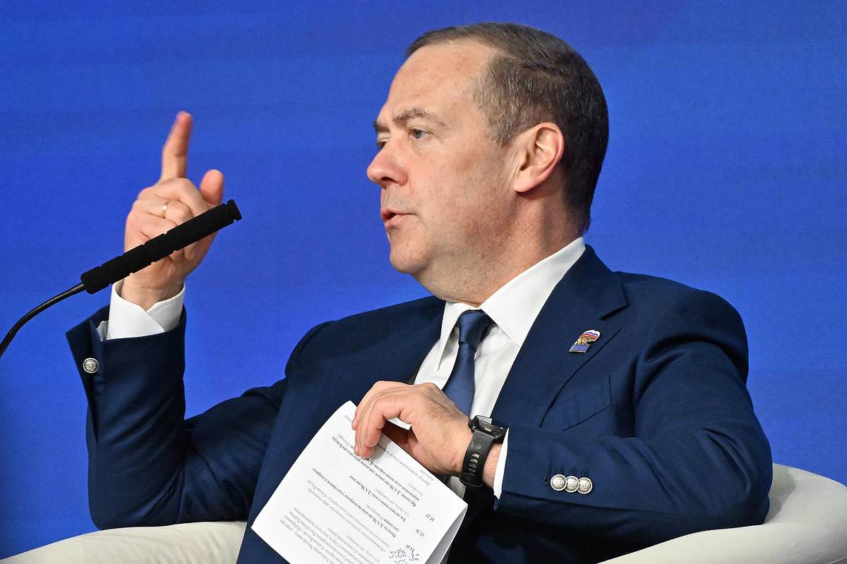 Медведев высказался об анти-СВО