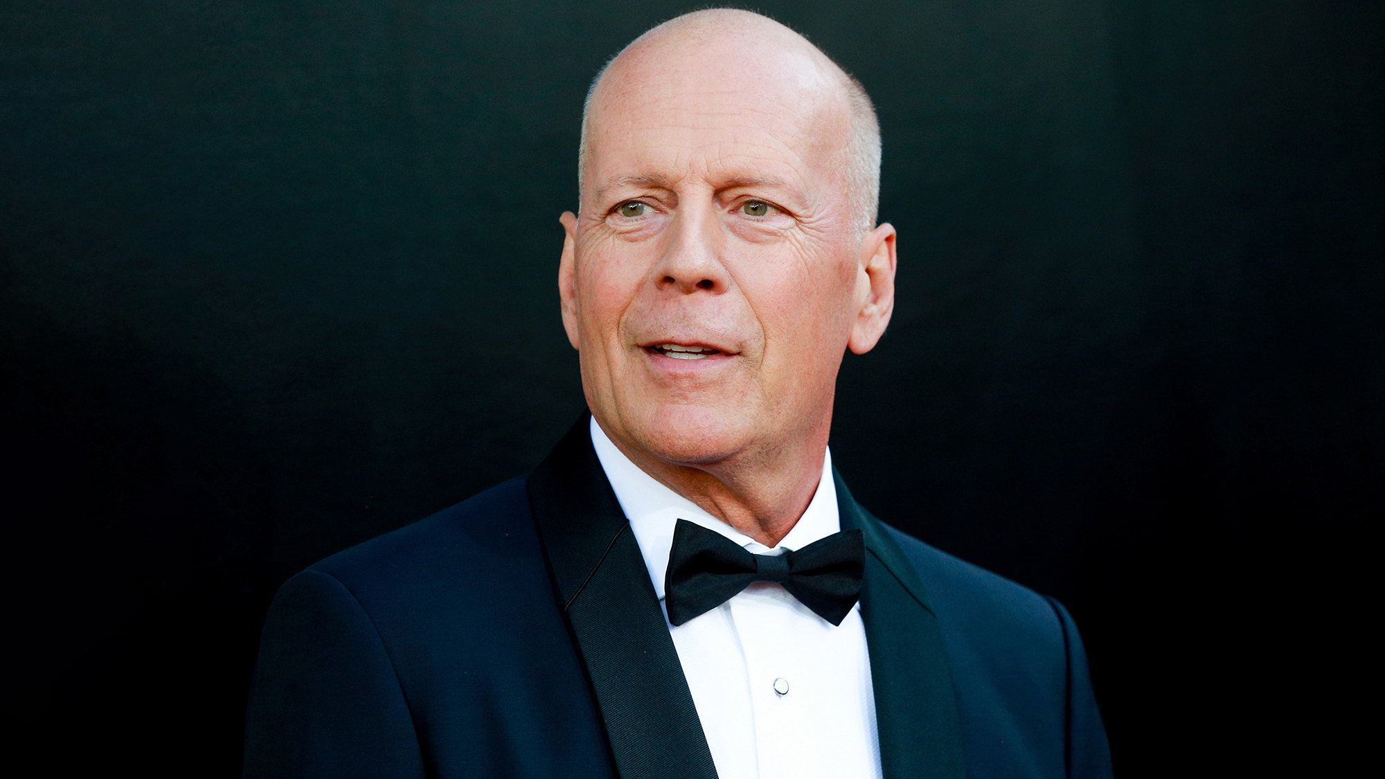 Отрывок из книги "Брюс Уиллис. Жизнь и творчество Крепкого орешка". Как один боевик изменил карьеру голливудской звезды