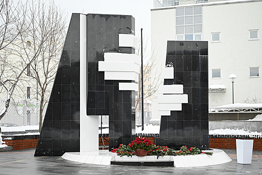 «Жить воспрещается». Почему нельзя забывать о трагедии Холокоста?