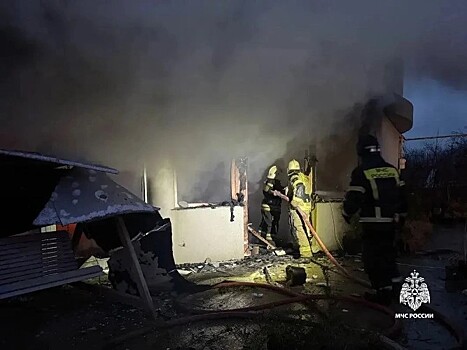 Две жизни унес пожар в частном доме в Анапе