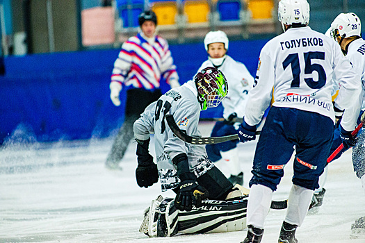 Хоккеисты «Старта» потерпели крупное поражение в Иркутске