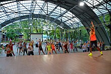 Бесплатные фитнес-тренировки проводятся в Бабушкинском парке
