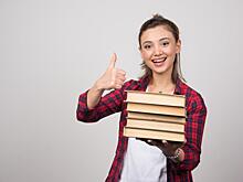 Названы книги, которые россияне перечитывают чаще всего