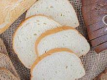 Россиянам рассказали, какой хлеб полезнее: чёрный или белый