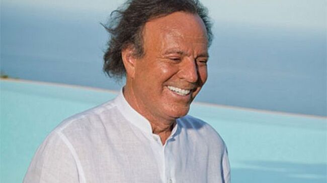 Прокуратура Испании закрыла жалобу на Хулио Иглесиаса о домогательствах