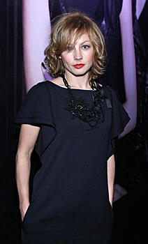 Актриса выпустила музу в свет. Алена Бабенко прочитала свои стихи на публике