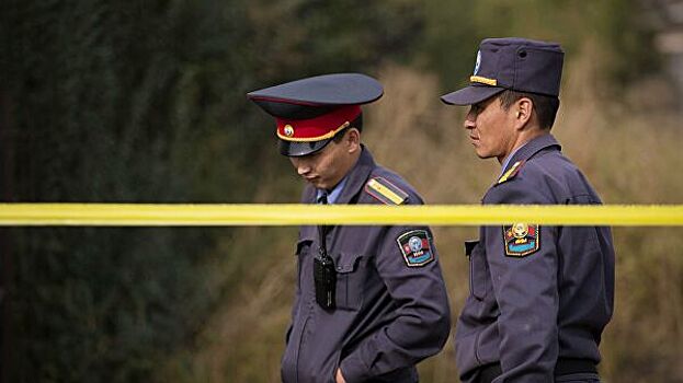 Неизвестные захватили заложников в здании ЦУМа в Бишкеке