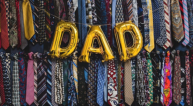 Что подарить папе на 23 февраля?