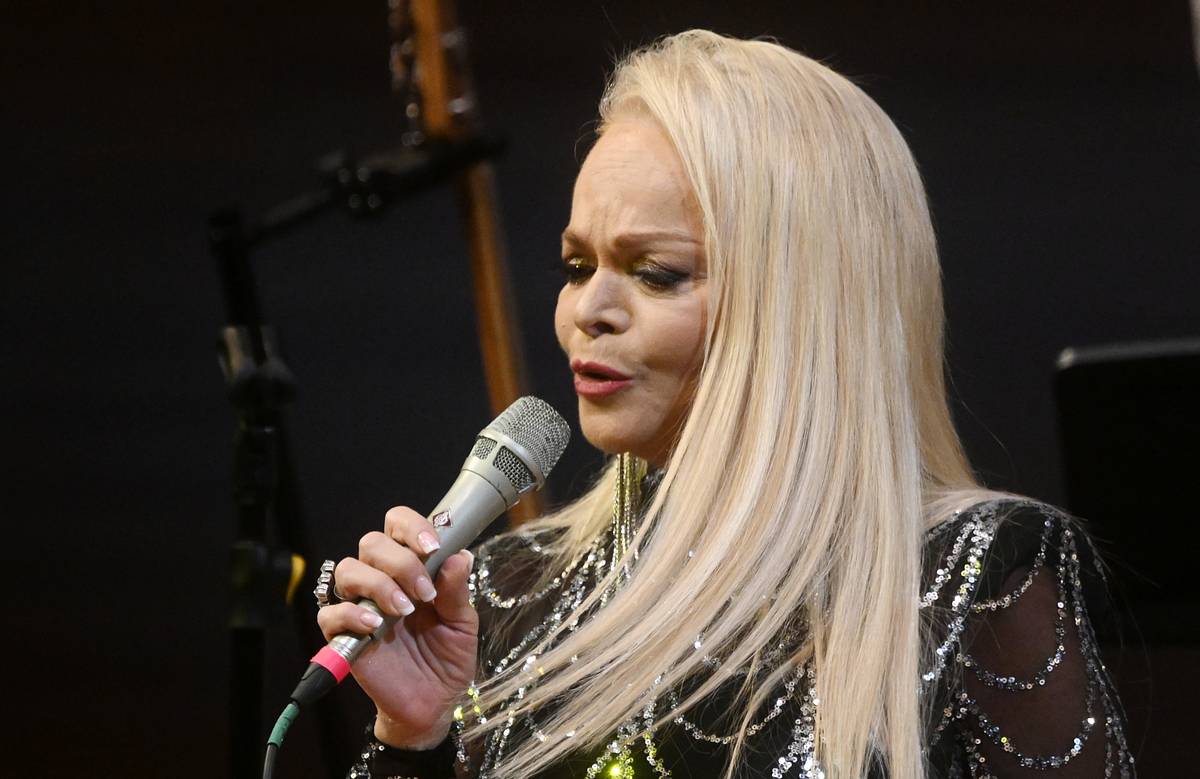 Шансы Долиной вернуть деньги за квартиру оценили