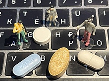 Таблетка по QR-коду. Какие рецептурные лекарства доставят на дом