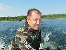 Омского предпринимателя Юнусова, который наказывал своих детей швырянием на пол, хотят лишить ...