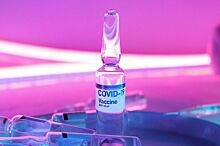 Минздрав не исключил введения бустерной дозы от COVID-19 для лиц со слабым иммунитетом