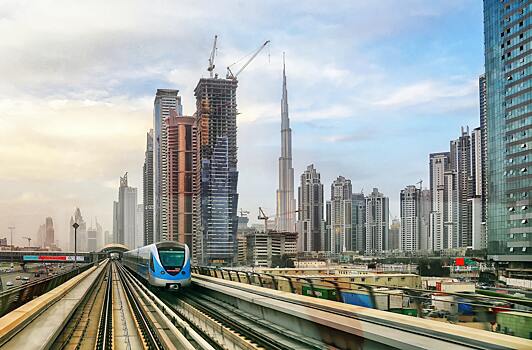 Гид по метро Дубая: сколько стоит и как себя вести