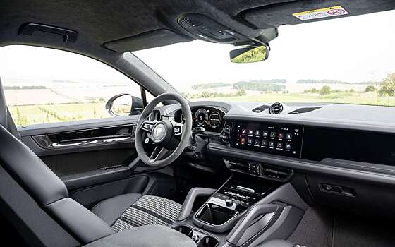 519 л.с., полный привод, автомат: в РФ привезли немецкий премиальный кроссовер