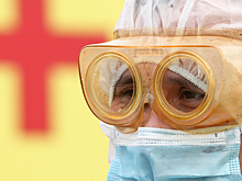 Еще один медик заболел COVID после вакцинации