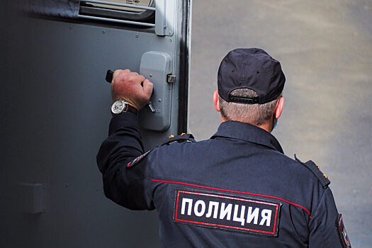 Российские полицейские попали под следствие за задержание помощника прокурора
