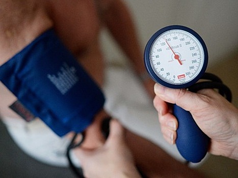 Медики установили новый "золотой стандарт" безопасного значения кровяного давления