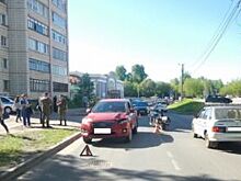 На улице Скворцова в Костроме женщина на Toyota RAV4 сбила пешехода
