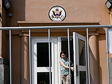 Россиянам предложили получать американские визы в других странах