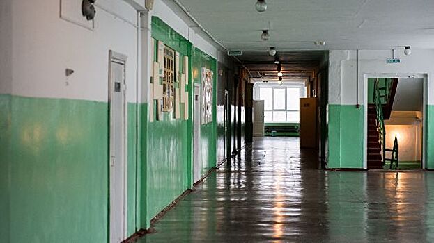 Получившие ожоги глаз в московской школе дети вернулись к занятиям