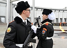 В Томской области в День Героев Отечества полицейские почтили память погибших коллег