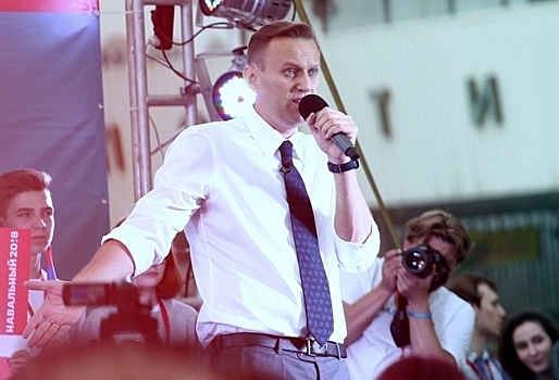 «Я не понимала, зачем там столько чиновников» - Юлия Навальная рассказала, почему хотела забрать мужа из ...