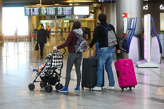 Кого приставы не пустят за границу в новогодние каникулы