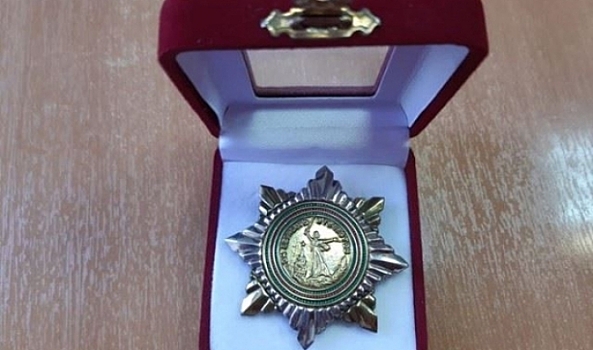 Трое военных и пожарный награждены знаком «За верность Отечеству» в Волгограде