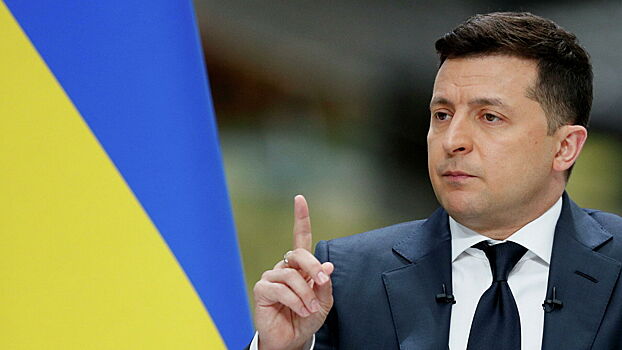 Зеленский заявил об «аплодисментах мира» разведке Украины