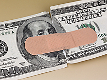 Минфин заявил о ненадежности доллара