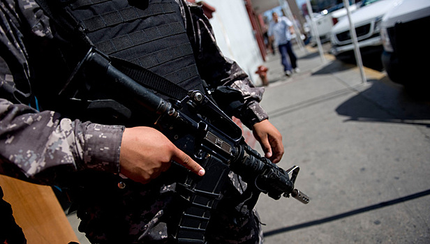 Резня в пригороде Мехико: один убит, четверо ранены