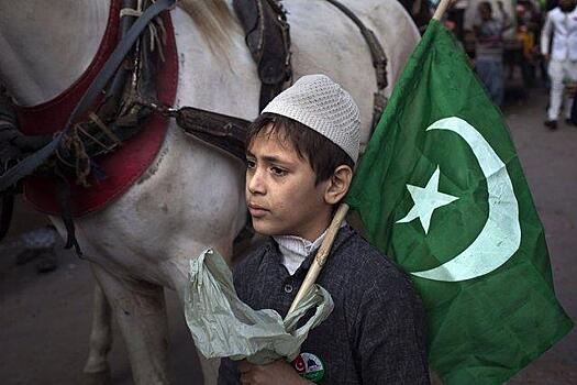 Полумесяц со звездой: что означает на самом деле символ исламской религии