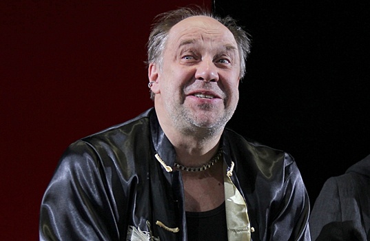 «Мне очень трудно»: осудивший СВО актер из «Сватов» Феклистов ответил, вернется ли в Россию